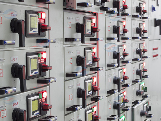 GCK低壓抽出式開(kāi)關(guān)柜640x480圖3 GCK低壓抽出式開(kāi)關(guān)柜640x480圖3